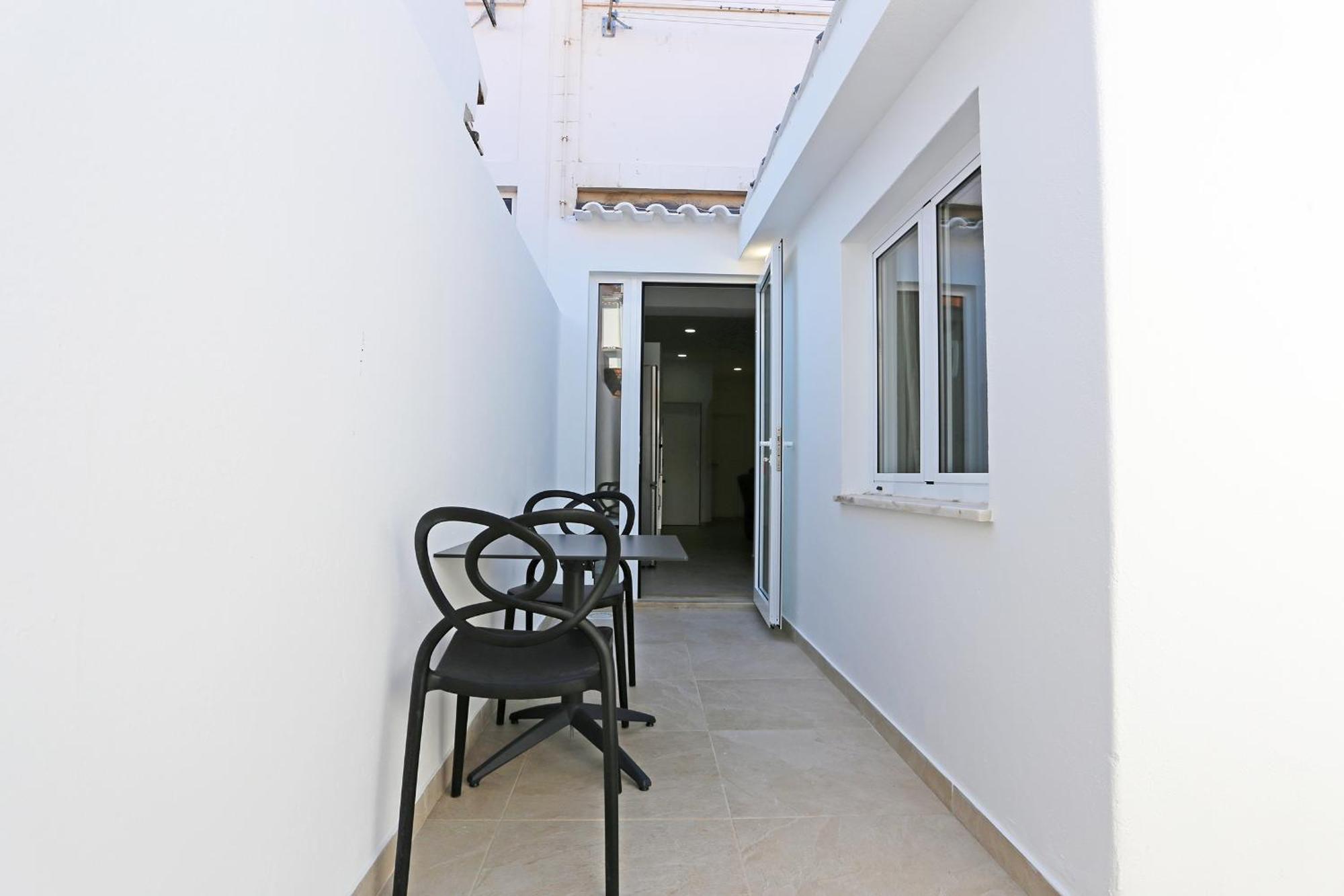 B88 - Mendonca Street Apartment Lagos Buitenkant foto